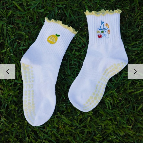 olirose pilates socks - Picture 3 of 7